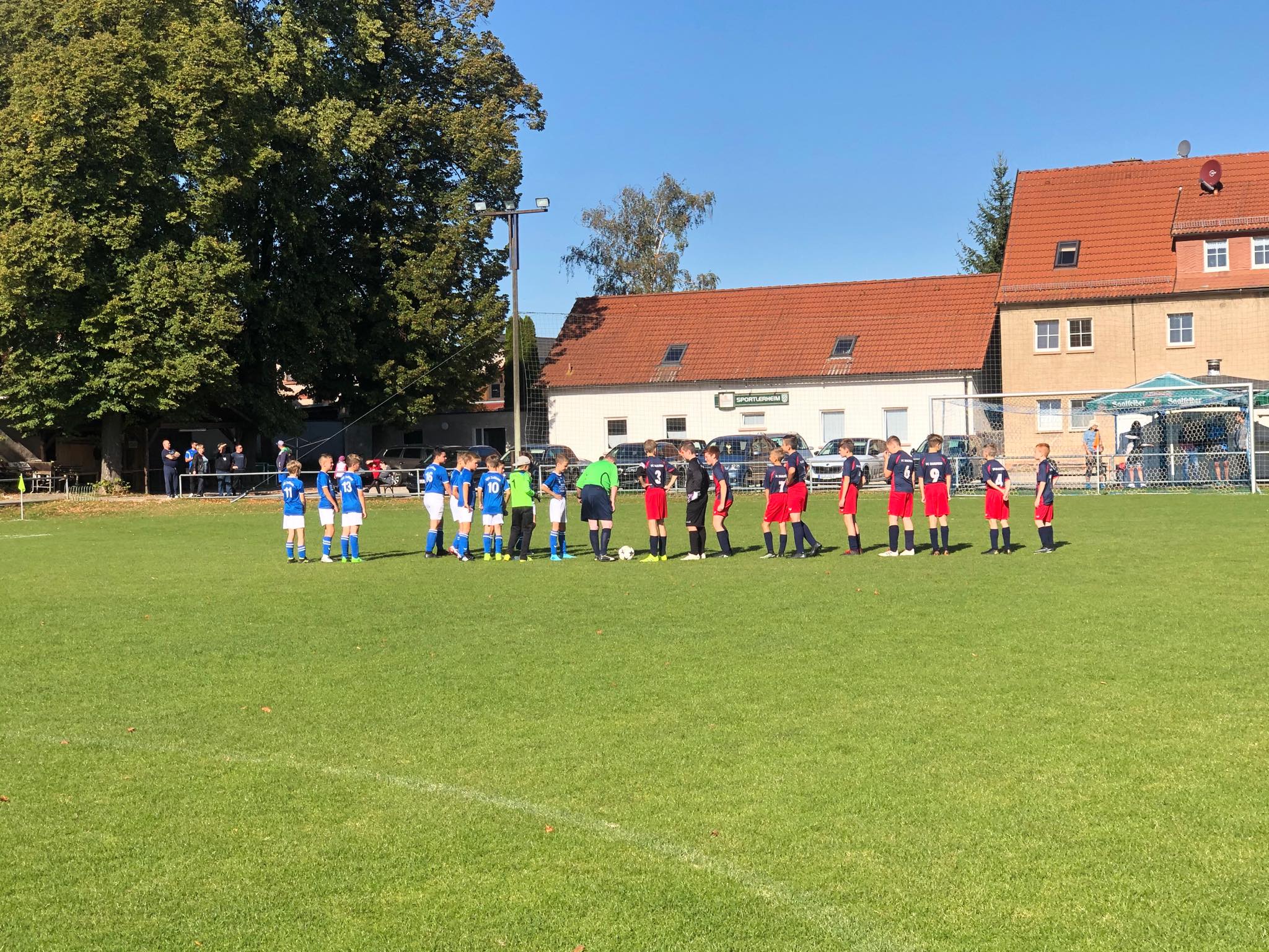 D1 mit Schwierigkeiten gegen starke Kamsdorfer!