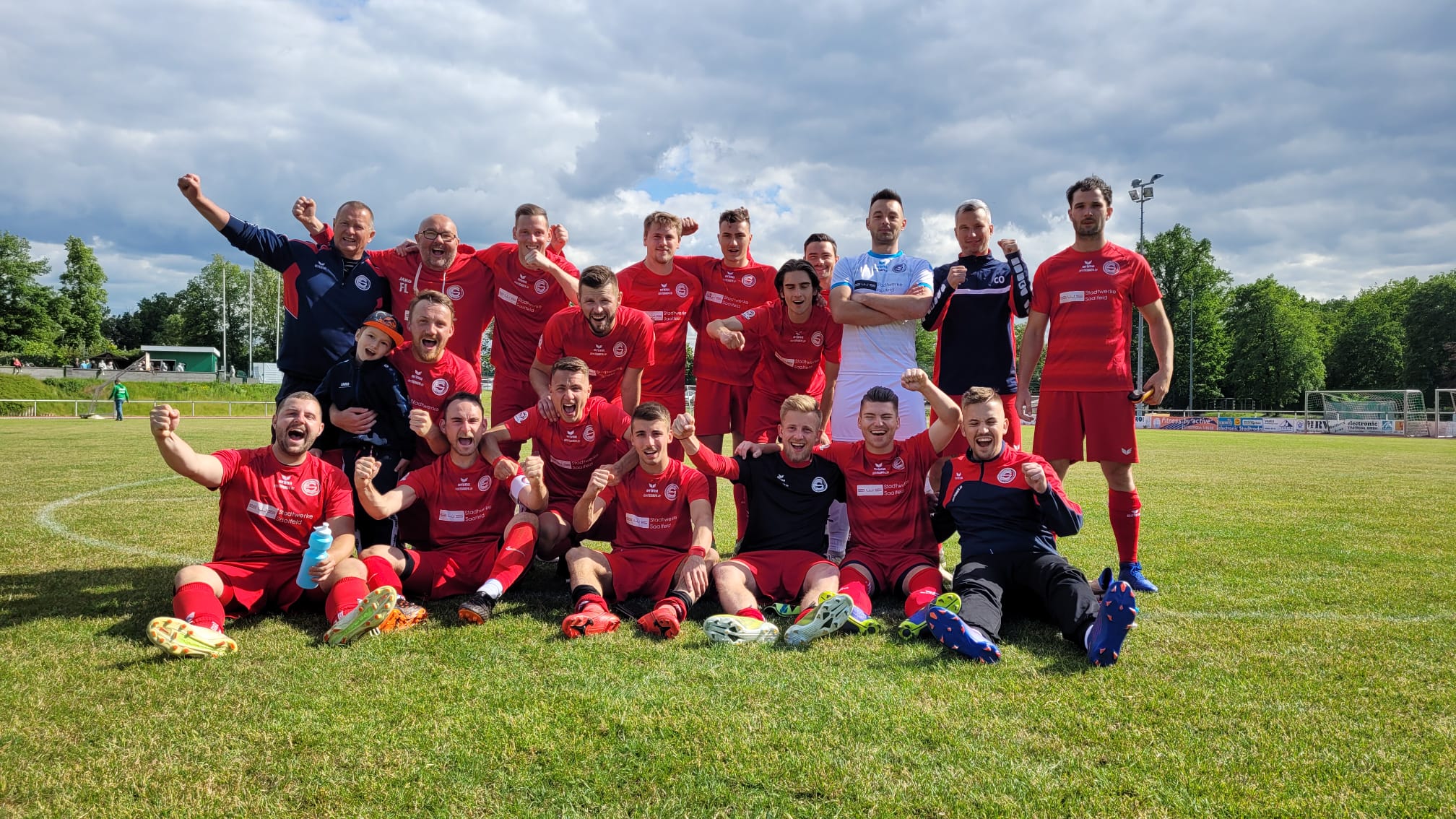 FC Saalfeld mit starkem Auftritt an der Roda